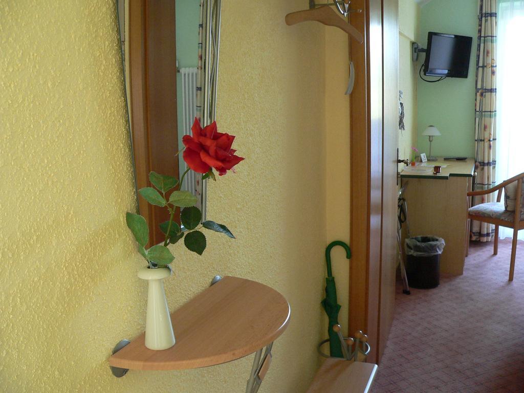 Hotel Zum Friedl ซังก์ออสวาล์ด ภายนอก รูปภาพ